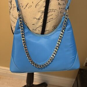 Wild Fable Blue Adjustable strap lined Crossbody Chain detail bag